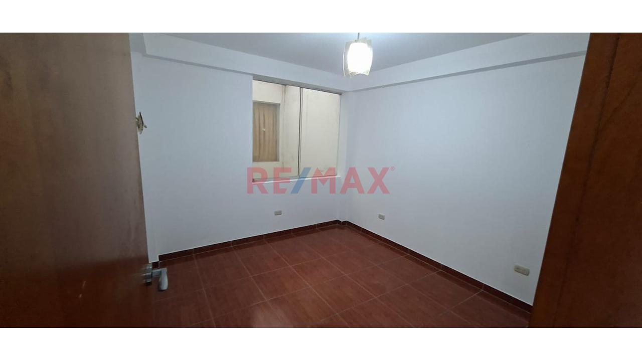 Surco - Venta De Departamento Urb. San Ignacio — foto 10