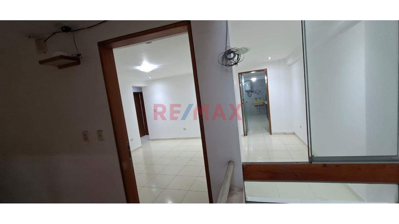 Surco - Venta De Departamento Urb. San Ignacio — foto 12