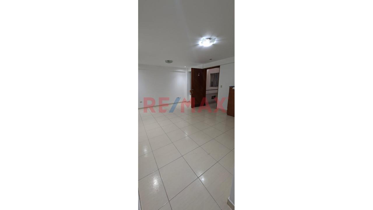 Surco - Venta De Departamento Urb. San Ignacio — foto 11