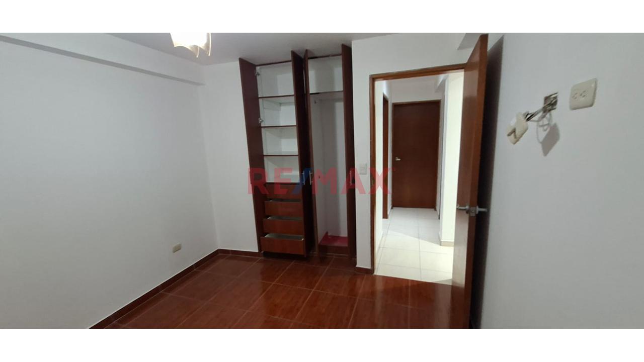Surco - Venta De Departamento Urb. San Ignacio — foto 7