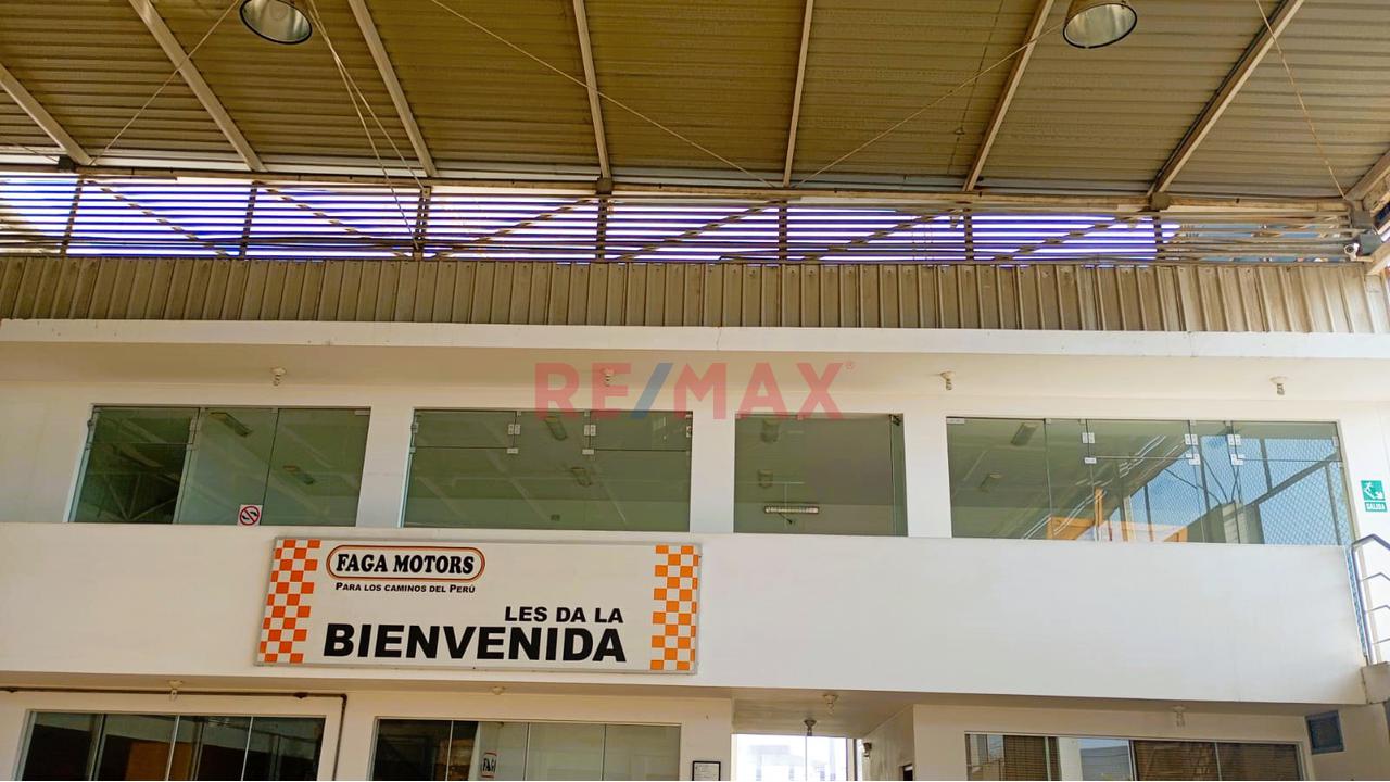 🚀 Imponente Showroom Comercial En Venta Sobre La Panamericana Sur - 3