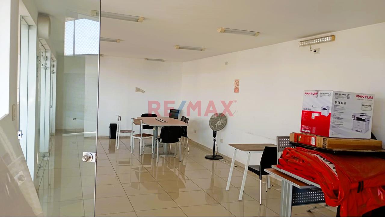 🚀 Imponente Showroom Comercial En Venta Sobre La Panamericana Sur - 11