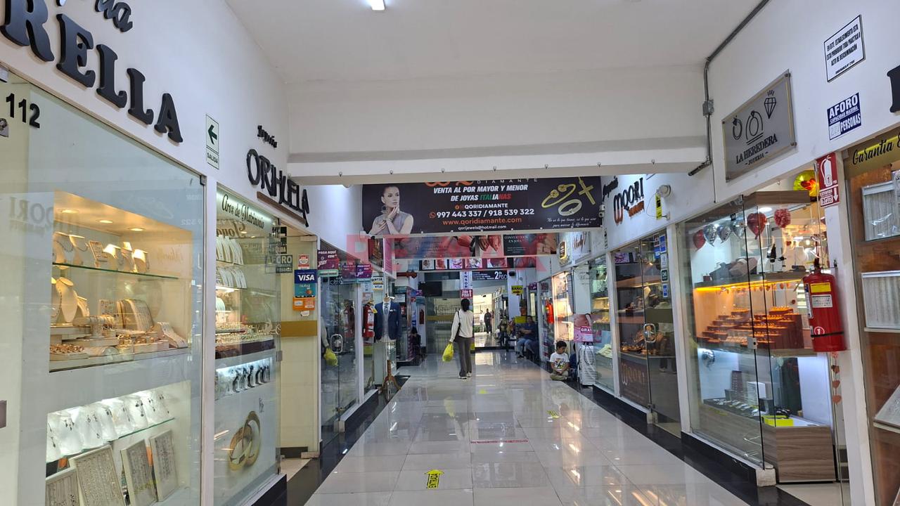 Oportunidad De Inversion! Venta De Local Comercial En Galeria La Limeñita - Huallaga — foto 5