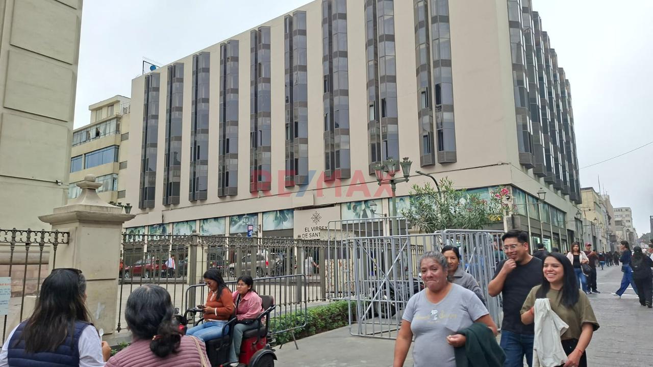 Oportunidad De Inversion! Venta De Local Comercial En Galeria La Limeñita - Huallaga — foto 7