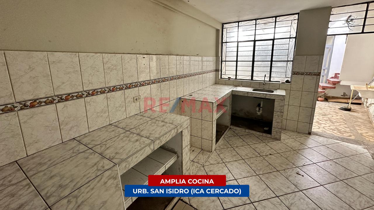 Propiedad Céntrica En Remate - Urb. San Isidro (Ica) - 14