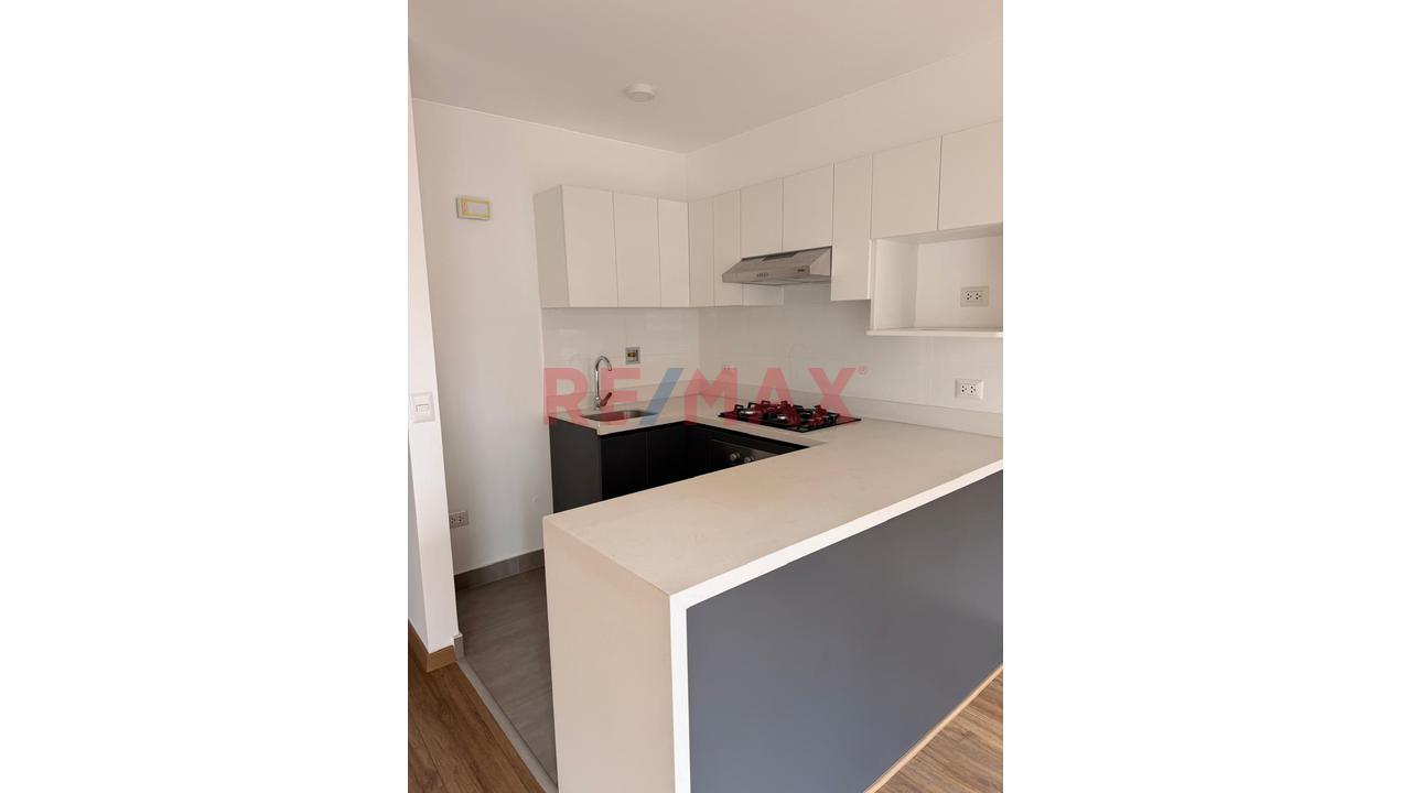 Departamentos En Miraflores De 1, 2 Y 3 Dormitorios