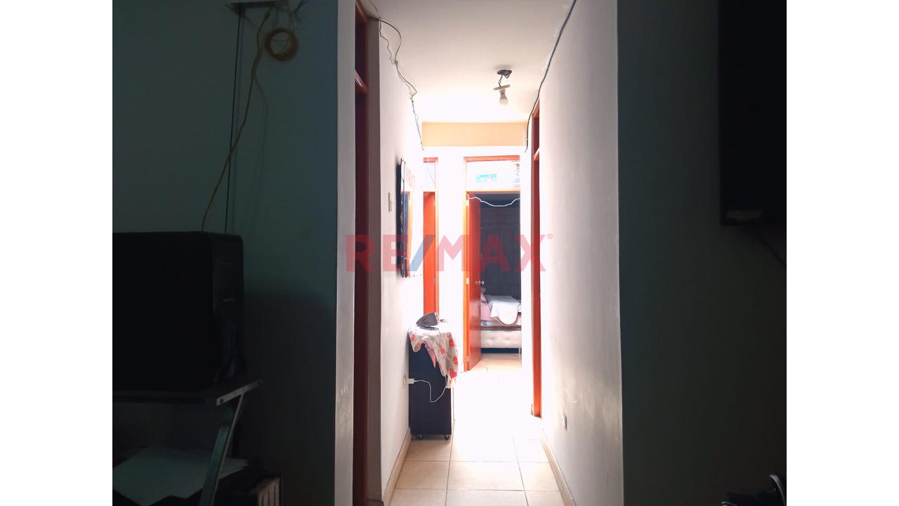 Se Vende Casa En El Distrito De Santa Rosa - 5