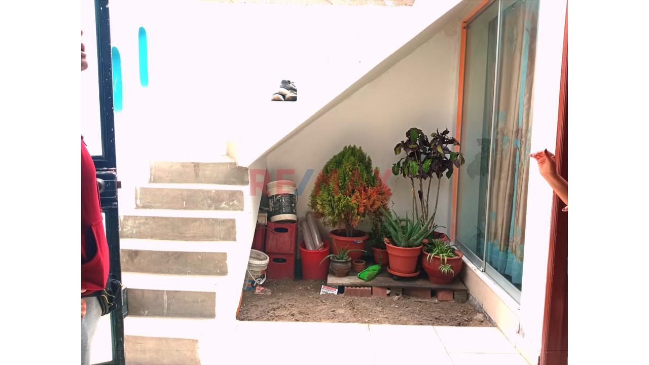 Se Vende Casa En El Distrito De Santa Rosa - 7