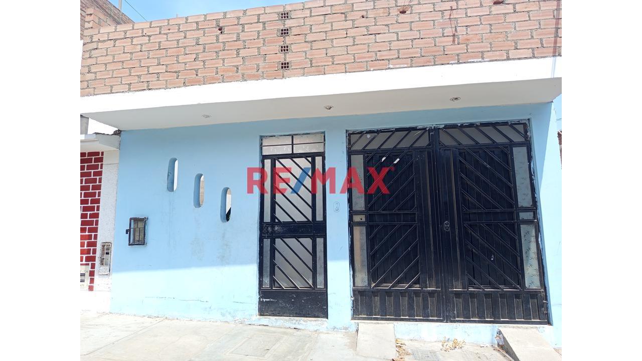 Se Vende Casa En El Distrito De Santa Rosa - 1