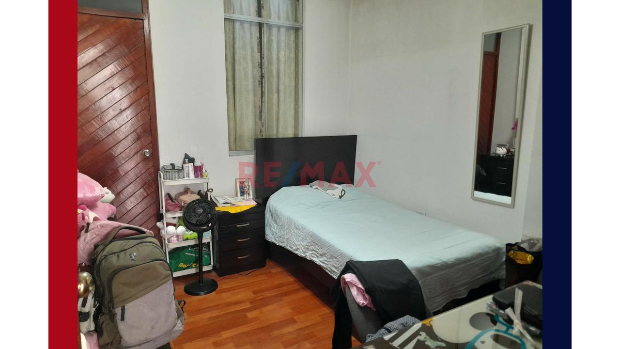 En Venta Duplex De 106 M2 - 3Er Y 4To Nivel - 4 Hab. - Ate - 10