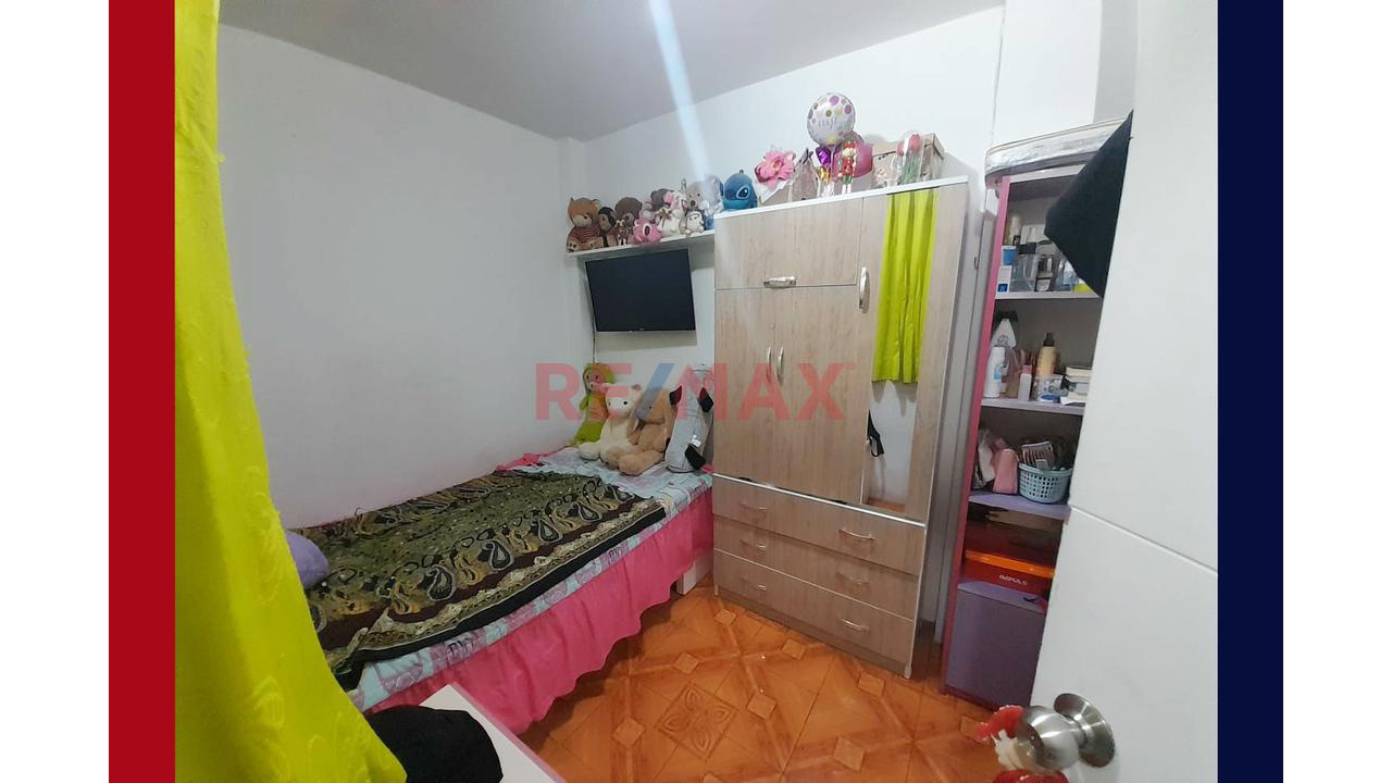 En Venta Duplex De 106 M2 - 3Er Y 4To Nivel - 4 Hab. - Ate - 3