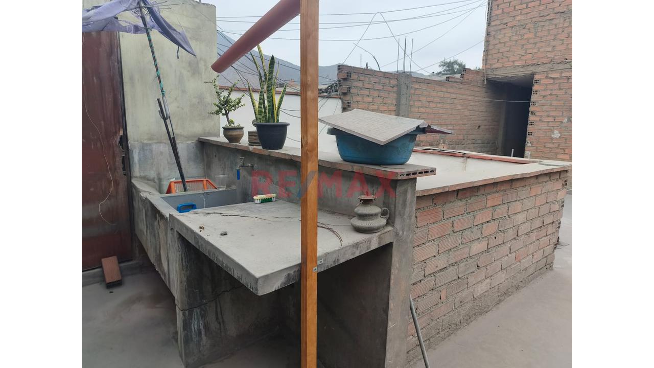 Aires de ocasión ubicado en San Juan De Lurigancho Aires de ocasión ubicado en San Juan De Lurigancho