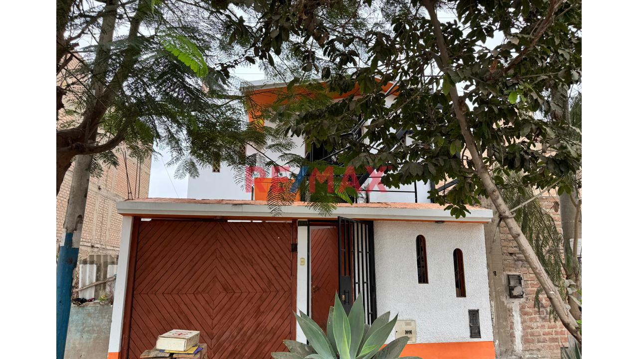 Amplia Casa En Venta Smp