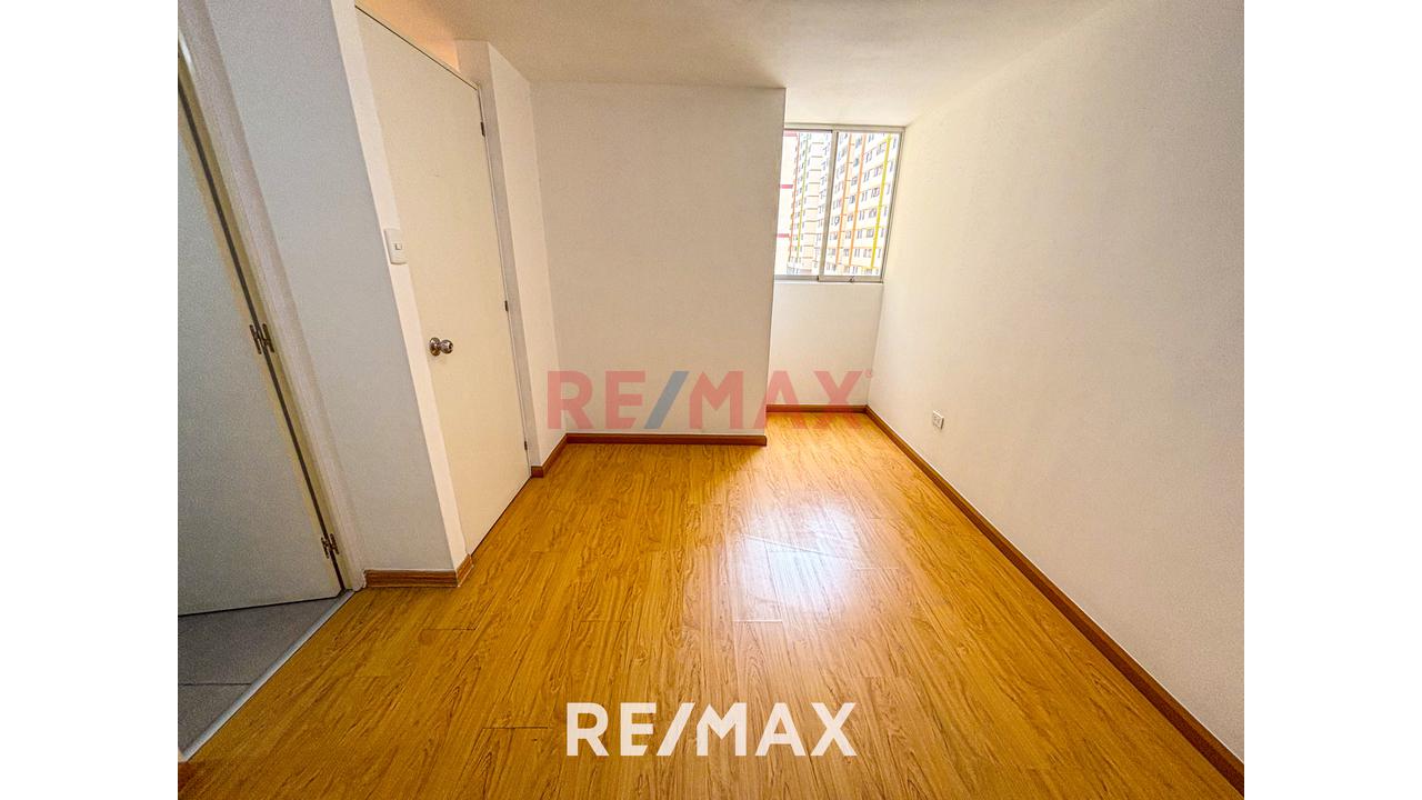 ¡Vive Cómodo En Condominio Vista Sol! Amplio Dpto. De 76 M2 En Alquiler Cerca A Todo! — foto 7