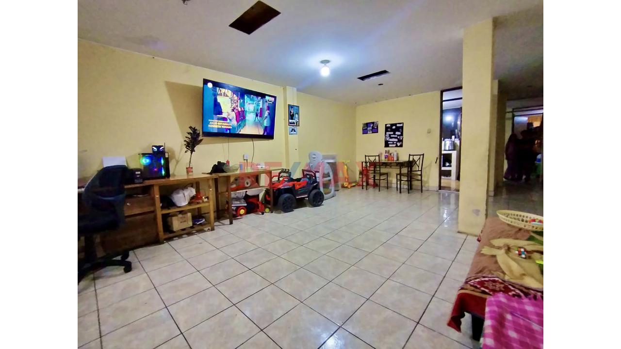 Venta De Departamento De 98M2 / Sicuani - Ate — foto 3