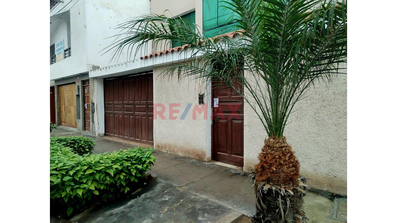 🏡 ¡Oportunidad Única En La Perla! Casa De 300 M2 Con Jardín Soñado Y Espacio Real Para Tu Familia! - 8