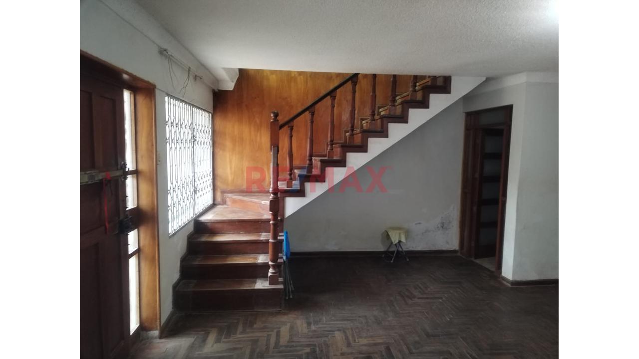 🏡 ¡Oportunidad Única En La Perla! Casa De 300 M2 Con Jardín Soñado Y Espacio Real Para Tu Familia! - 7