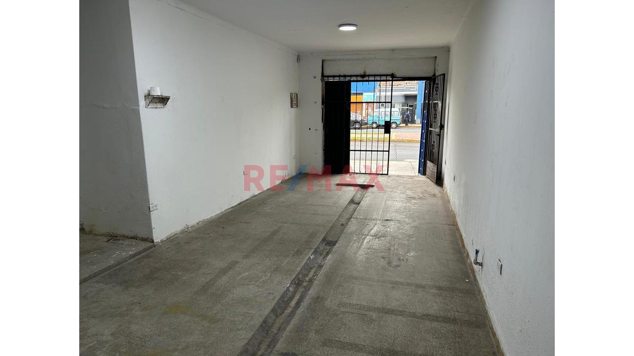 Venta De Local Comercial En La Av. Miguel Grau, Callao - 7
