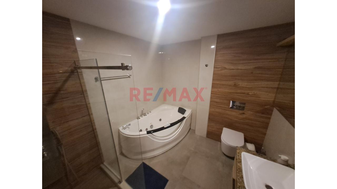 Edificio En Venta Avenida Quiñones Chiclayo - 12
