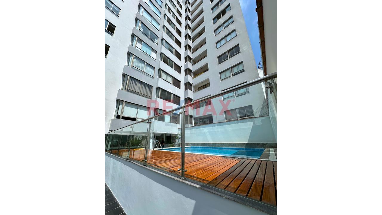 Se Vende Departamento En Miraflores — foto 14