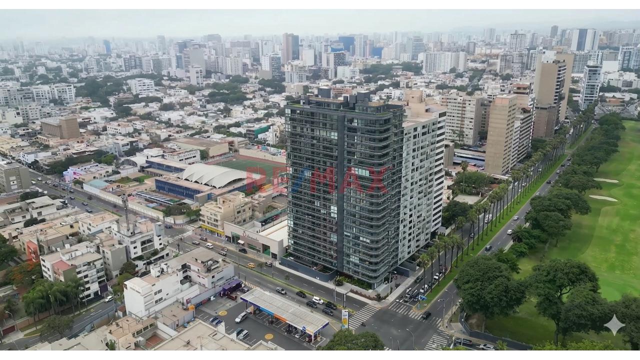 Venta · Departamento De Lujo En San Isidro – Estreno - Golf