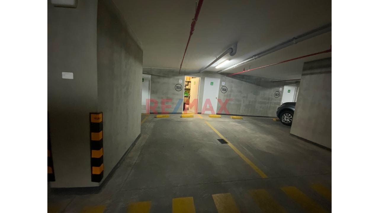 Moderno Departamento Con Vista Panorámica Y Acceso A San Isidro — foto 14