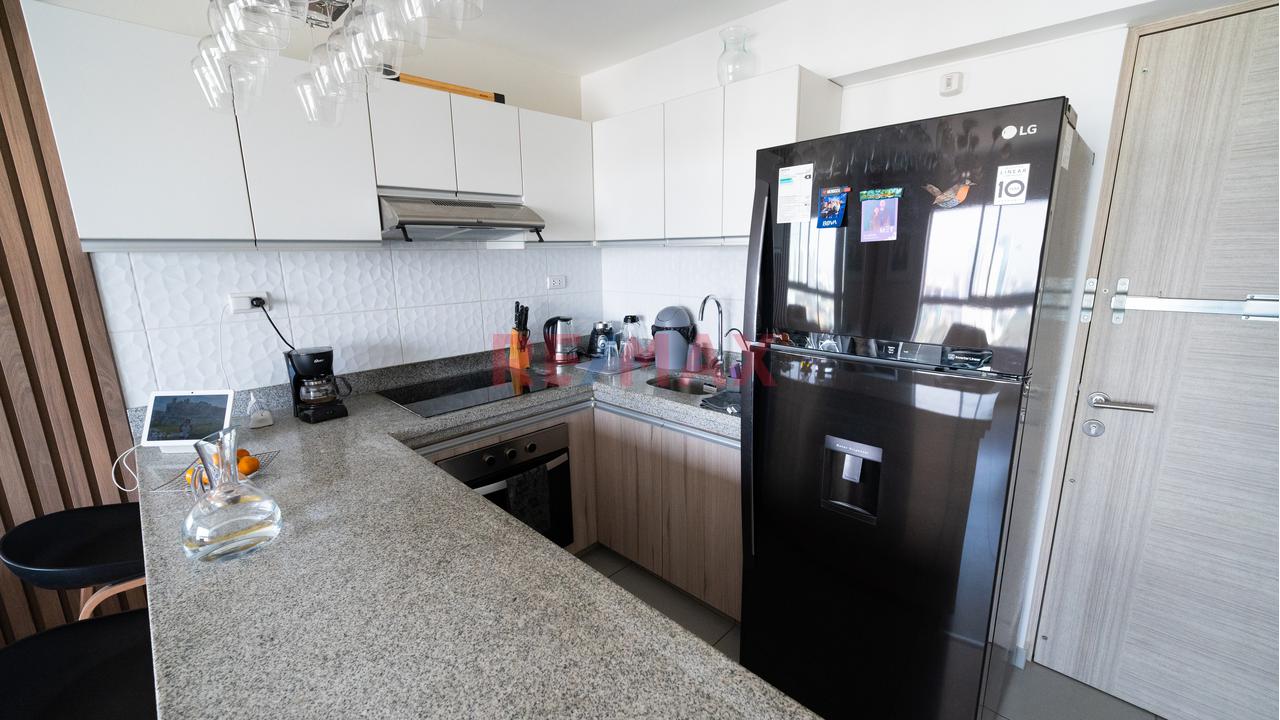 Moderno Departamento Con Vista Panorámica Y Acceso A San Isidro — foto 4