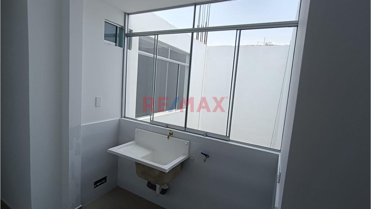 ¡Tu Nuevo Hogar Te Espera En San Juan De Lurigancho! — foto 5
