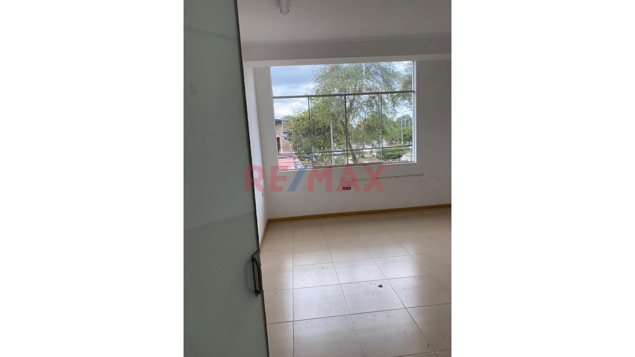 Alquiler Oficinas En Prol Av Sanchez Cerro - 10