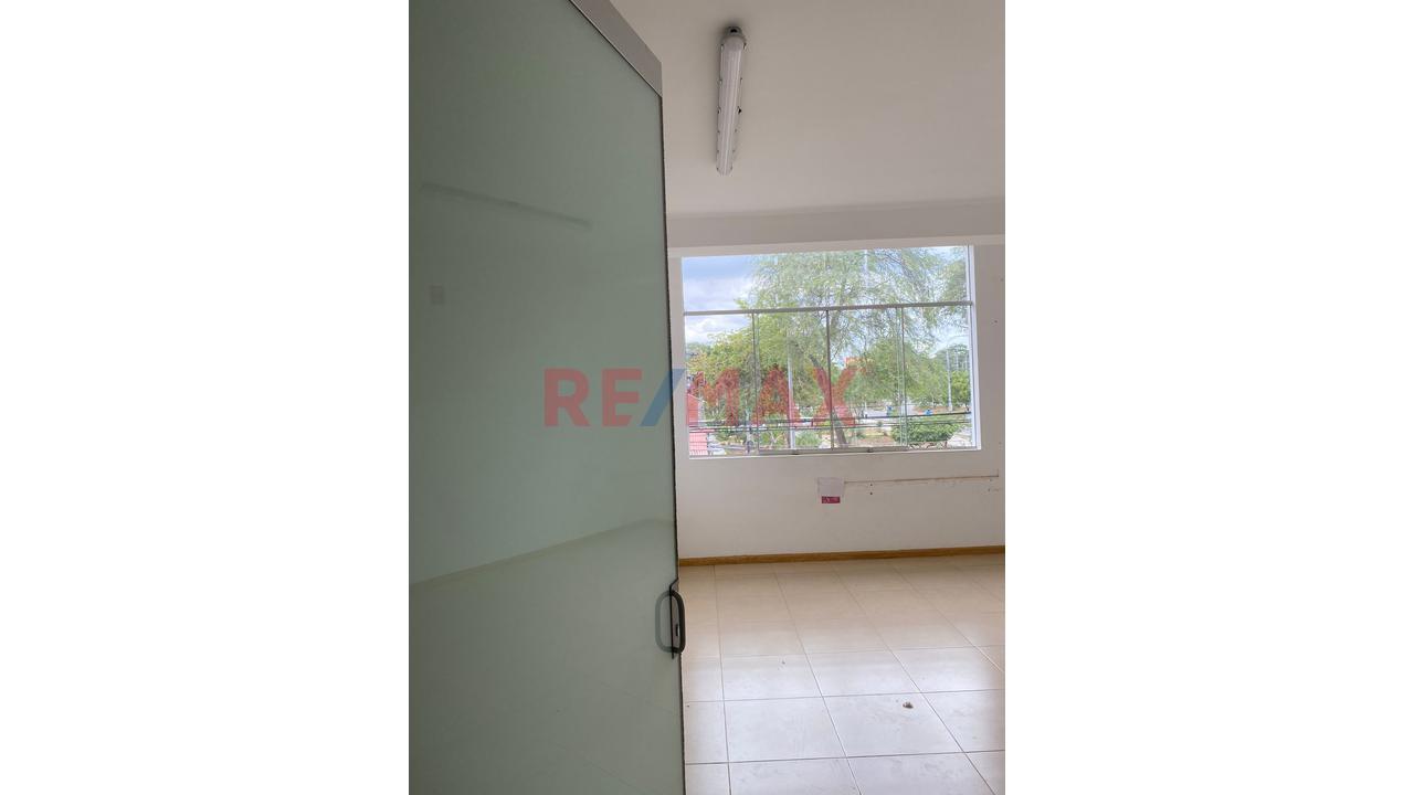Alquiler Oficinas En Prol Av Sanchez Cerro - 9