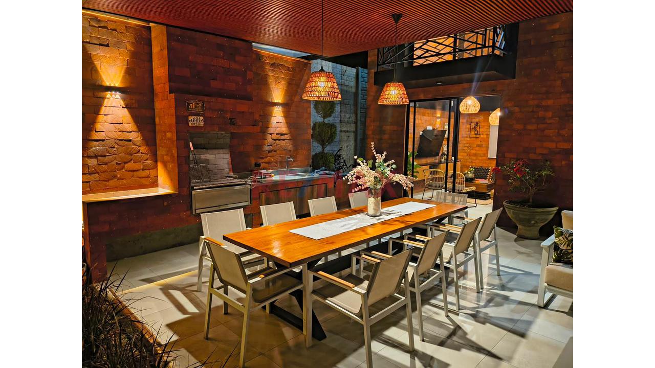 Casa De Campo Ecologica De Estreno En Asia | Piscina, Jacuzzi Y 5 Dormitorios - 18