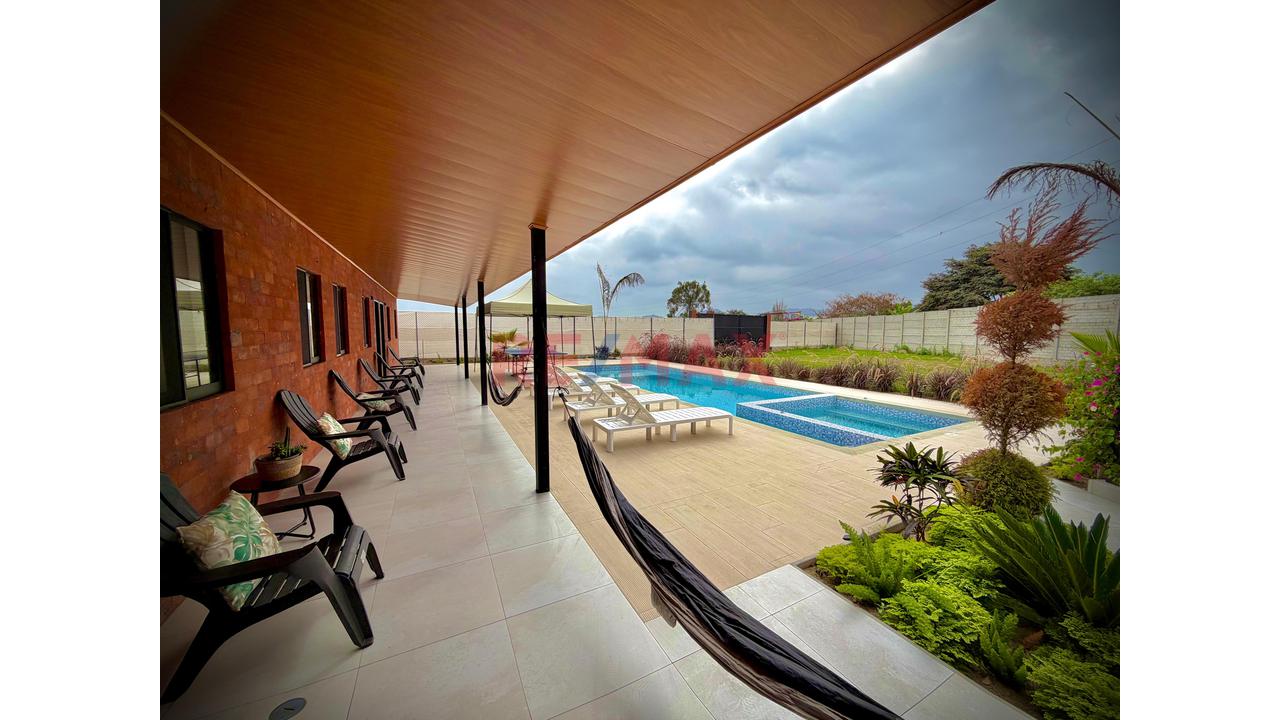 Casa De Campo Ecologica De Estreno En Asia | Piscina, Jacuzzi Y 5 Dormitorios — foto 10