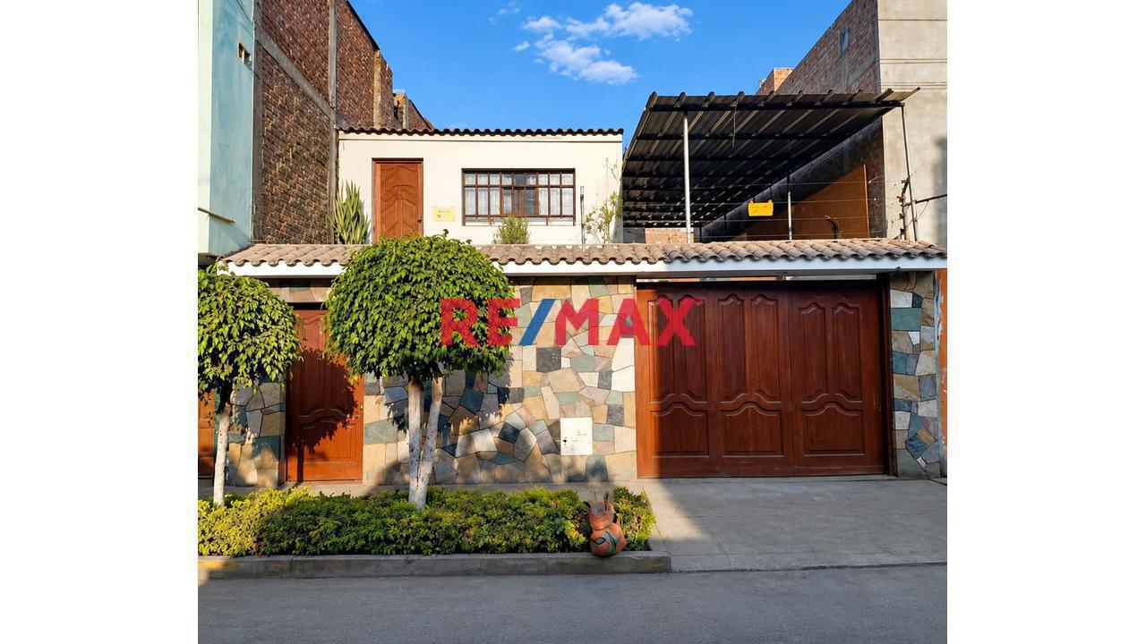 Exclusiva Casa En Venta En Urb. Santa Isabel – Trujillo