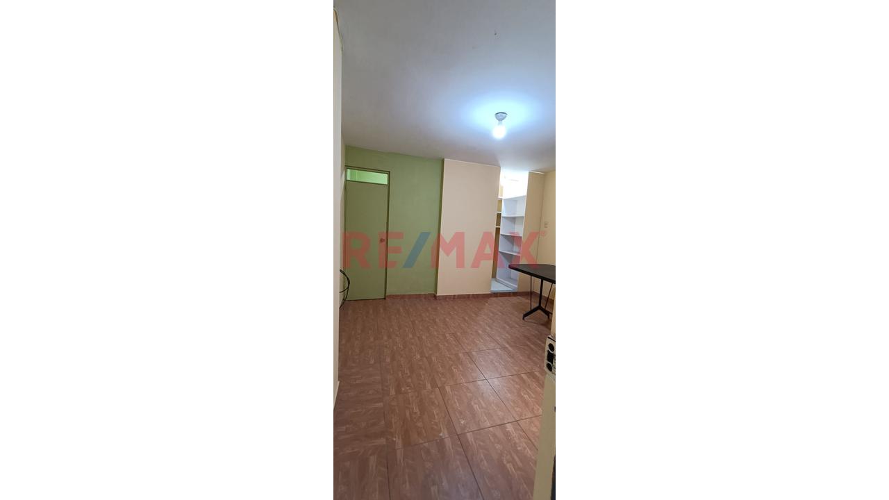 Ideal Para Estudiantes, Profesionales Y Parejas – Av.Santa Ana - En Santa Anita.  ¡Alquila Ahora! - 2