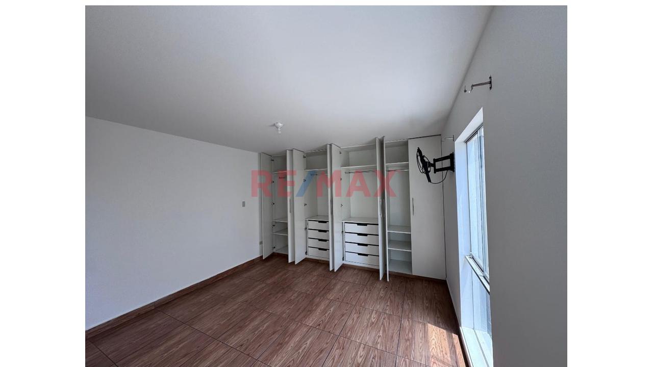 Venta De Exclusivo Y Moderno Departamento En Santa Catalina La Victoria — foto 11