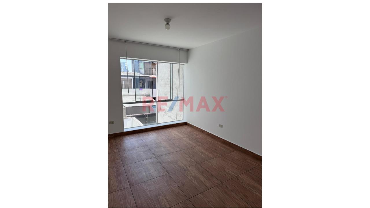 Venta De Exclusivo Y Moderno Departamento En Santa Catalina La Victoria — foto 4