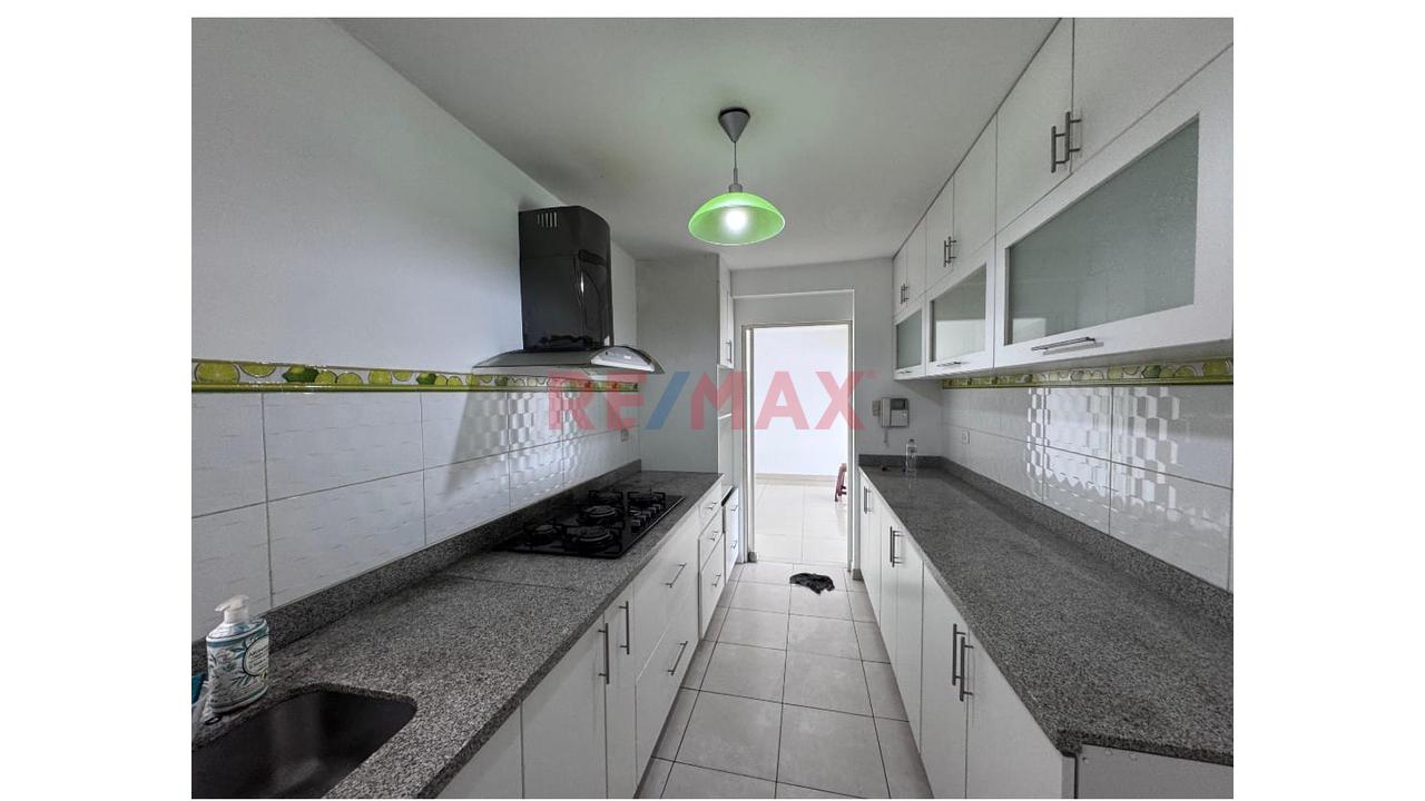 Venta De Exclusivo Y Moderno Departamento En Santa Catalina La Victoria — foto 9