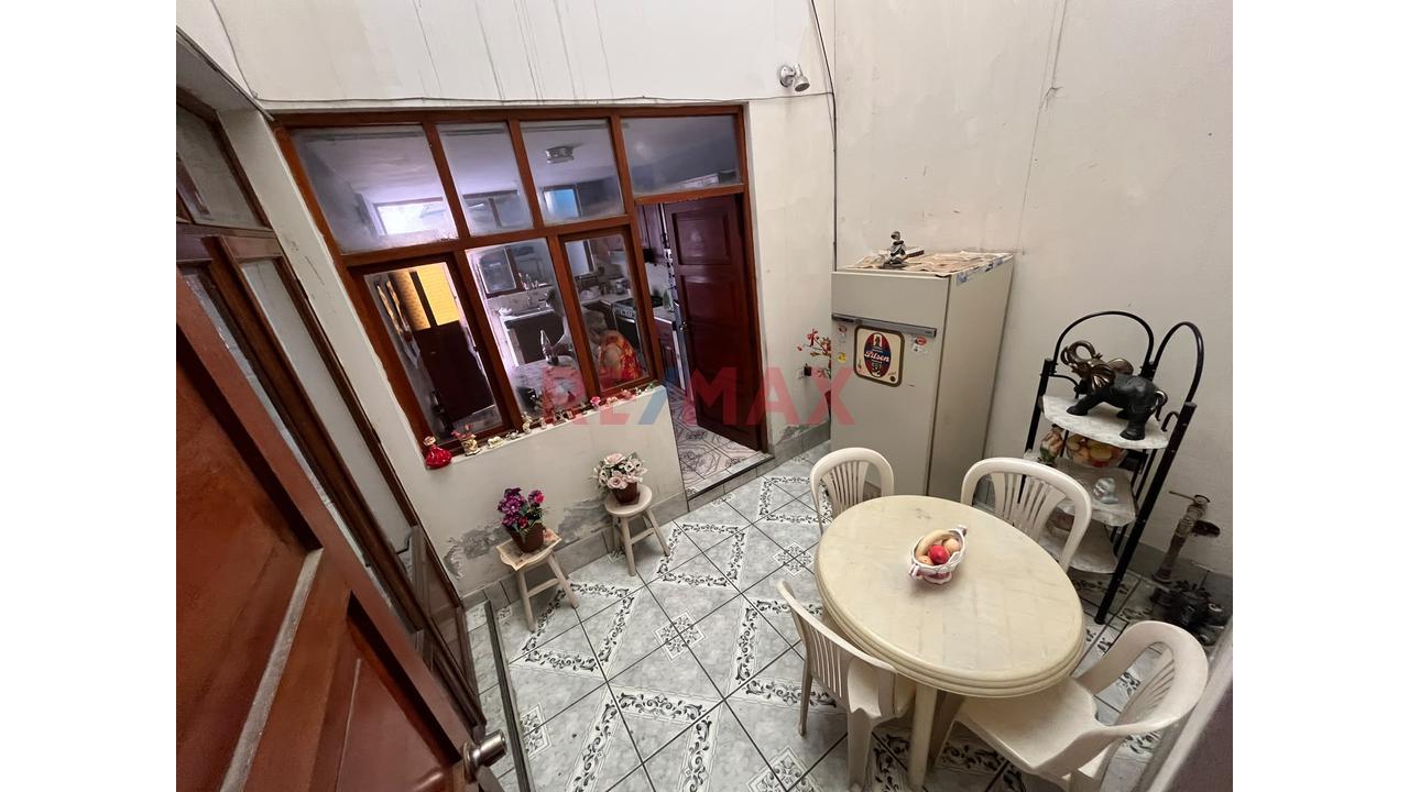 Venta Casa Multifamilar 3 Pisos Urb. Santa Maria V Etapa - 5