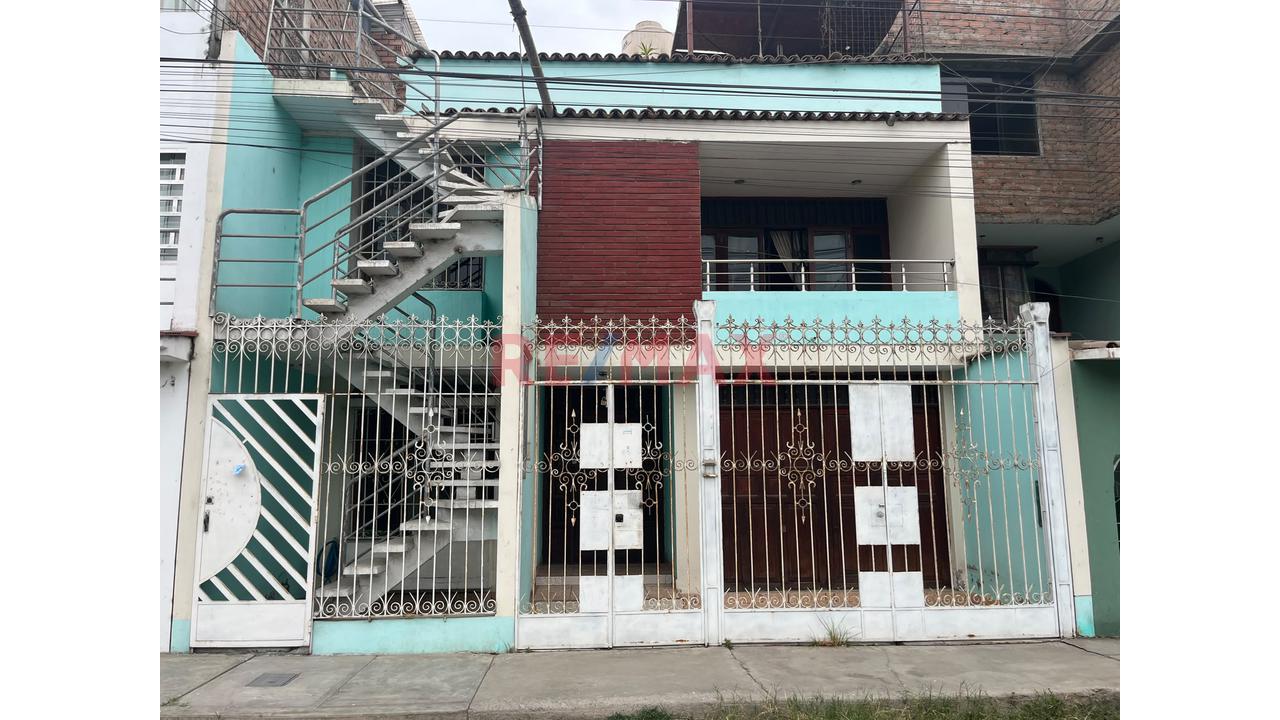 Venta Casa Multifamilar 3 Pisos Urb. Santa Maria V Etapa