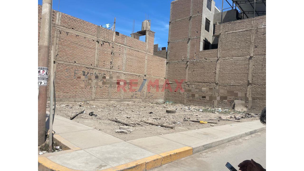 ¡Invierte Hoy! Terreno Con Excelente Ubicación, A Pasos De Una Avenida Principal.