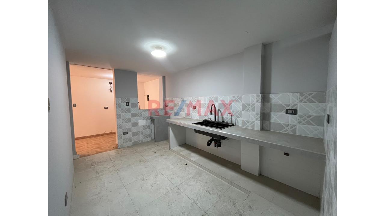 Venta Casa 2 Pisos Urb Rinconada - 5