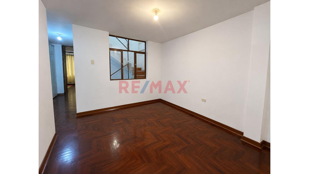 Venta Casa 2 Pisos Urb Rinconada - 9