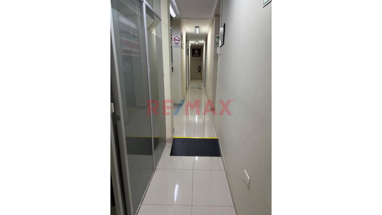 Excelente Oportunidad De Inversión! Se Vende Amplio Local Comercial De 194 M² En Primer Piso – Av. Los Dominicos, San Martín De Porres — foto 7