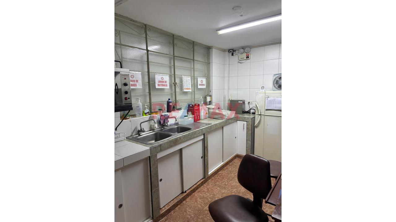 Excelente Oportunidad De Inversión! Se Vende Amplio Local Comercial De 194 M² En Primer Piso – Av. Los Dominicos, San Martín De Porres - 16