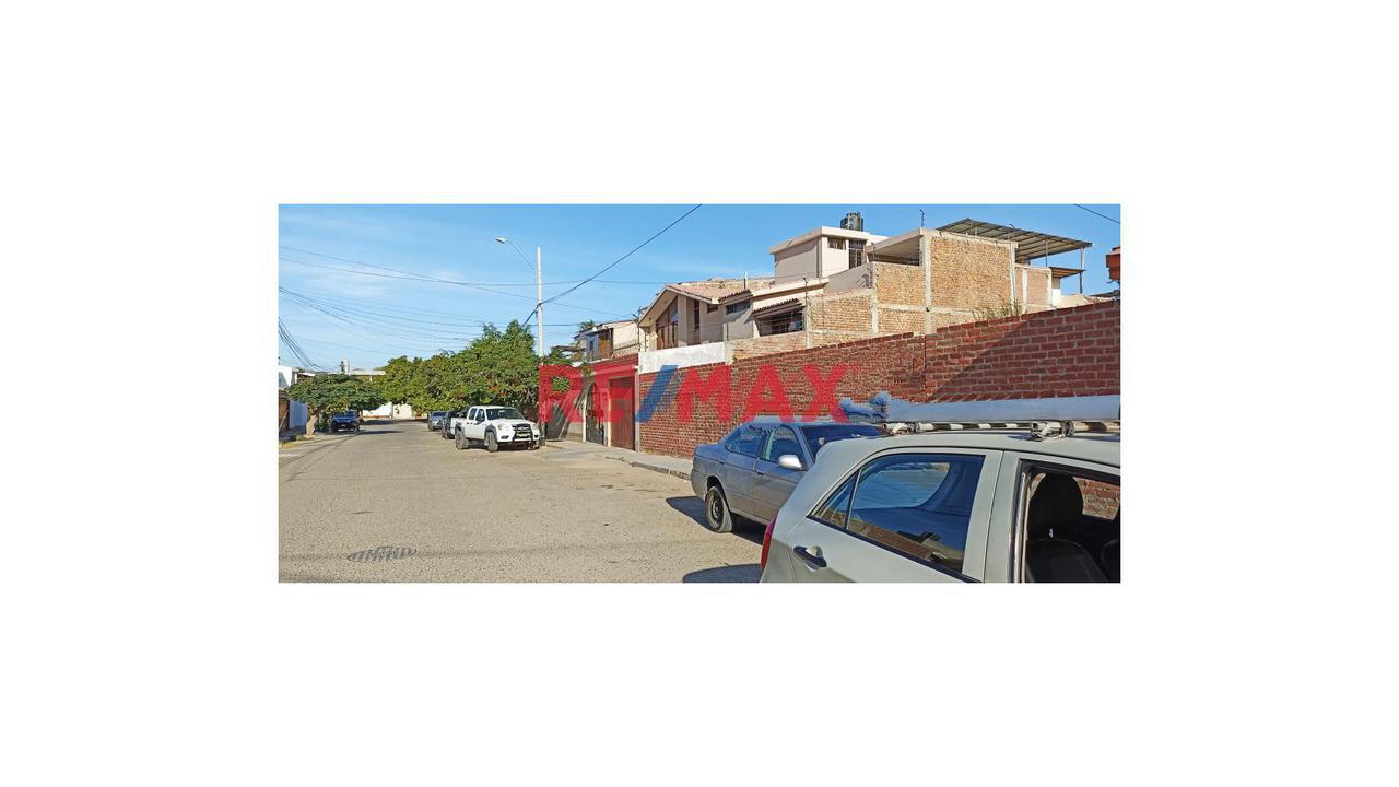 📌Gran Oportunidad Terreno A Excelente Precio 📌✔✔En Urb. Los Geranios  A Espalda De Metro De San Eduardo✔✔📐 442 M2❗❗ Frente 29 Ml❗❗ - 4