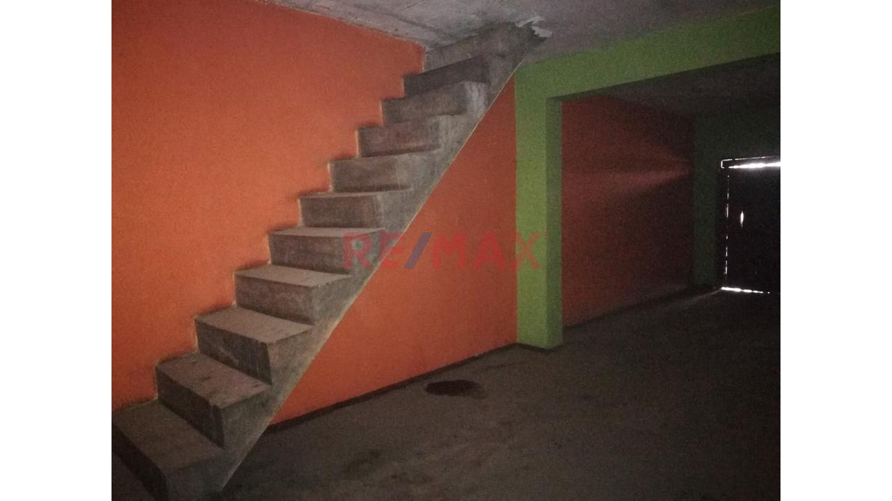 Venta De Casa Como Terreno En Paijan - 6