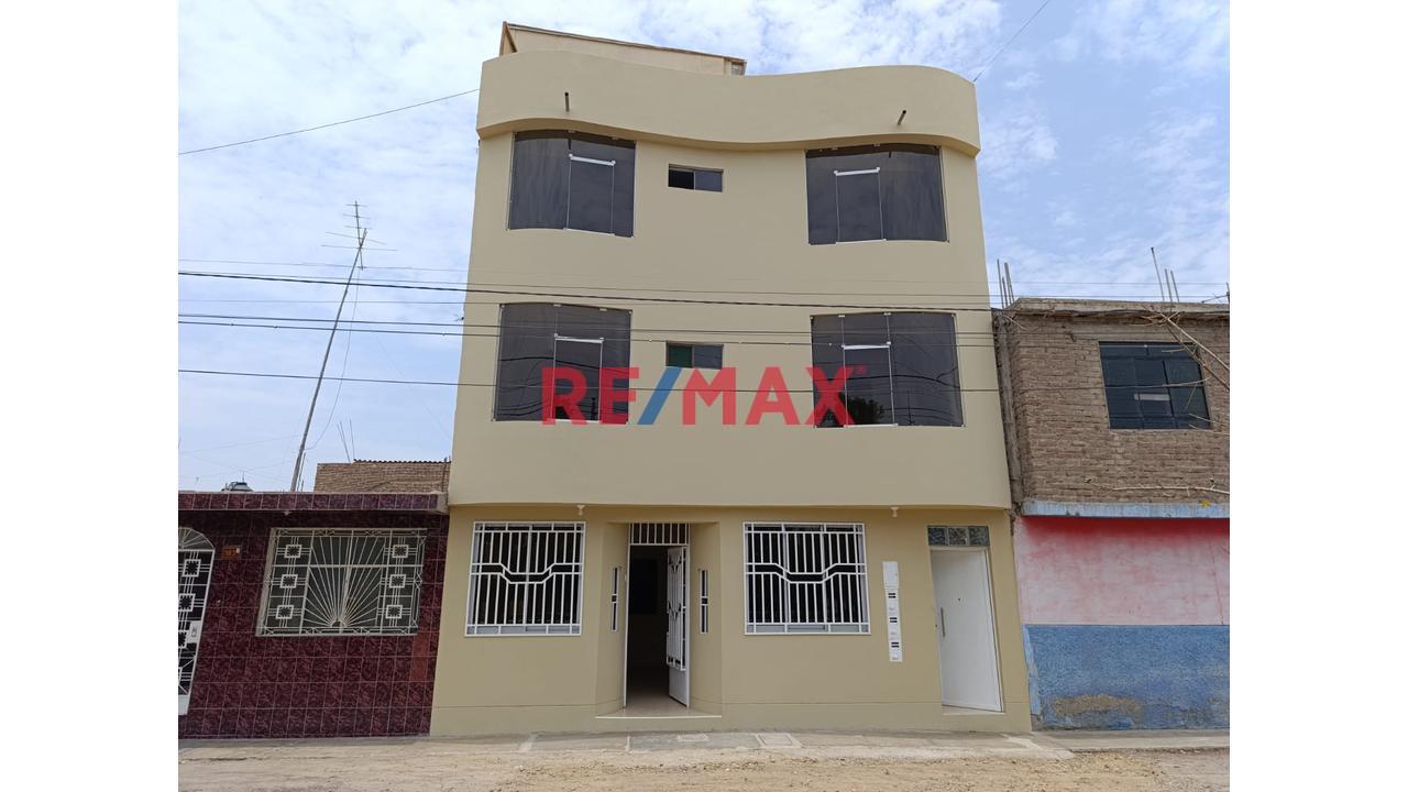 Casa En Venta En Cooperativa Tuman Block 1 Chiclayo - Lambayeque