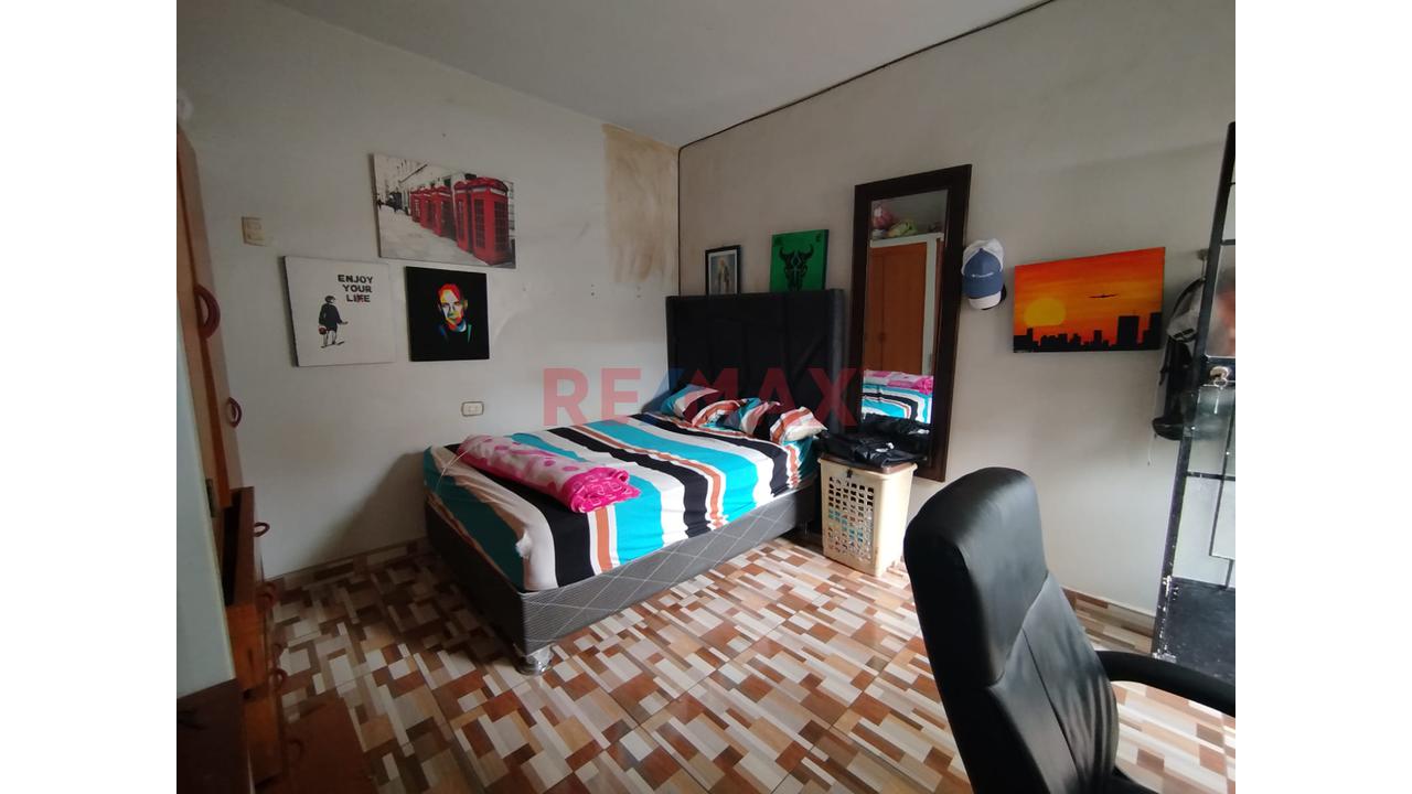Venta De Casa Dos Pisos En Urb. Piura Frente A La Remodelada Av.Don Bosco — foto 14