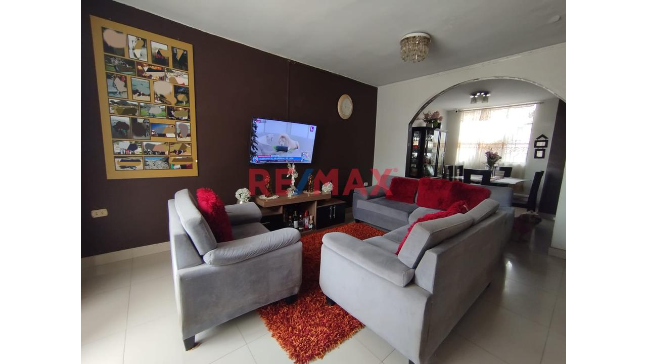 Venta De Casa Dos Pisos En Urb. Piura Frente A La Remodelada Av.Don Bosco