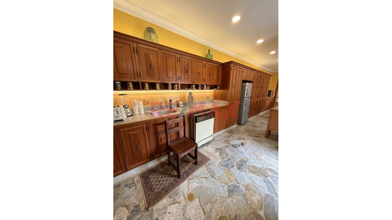 👉Venta De Casa Como Terreno Ubicado En Centro De Chincha Alta - 4